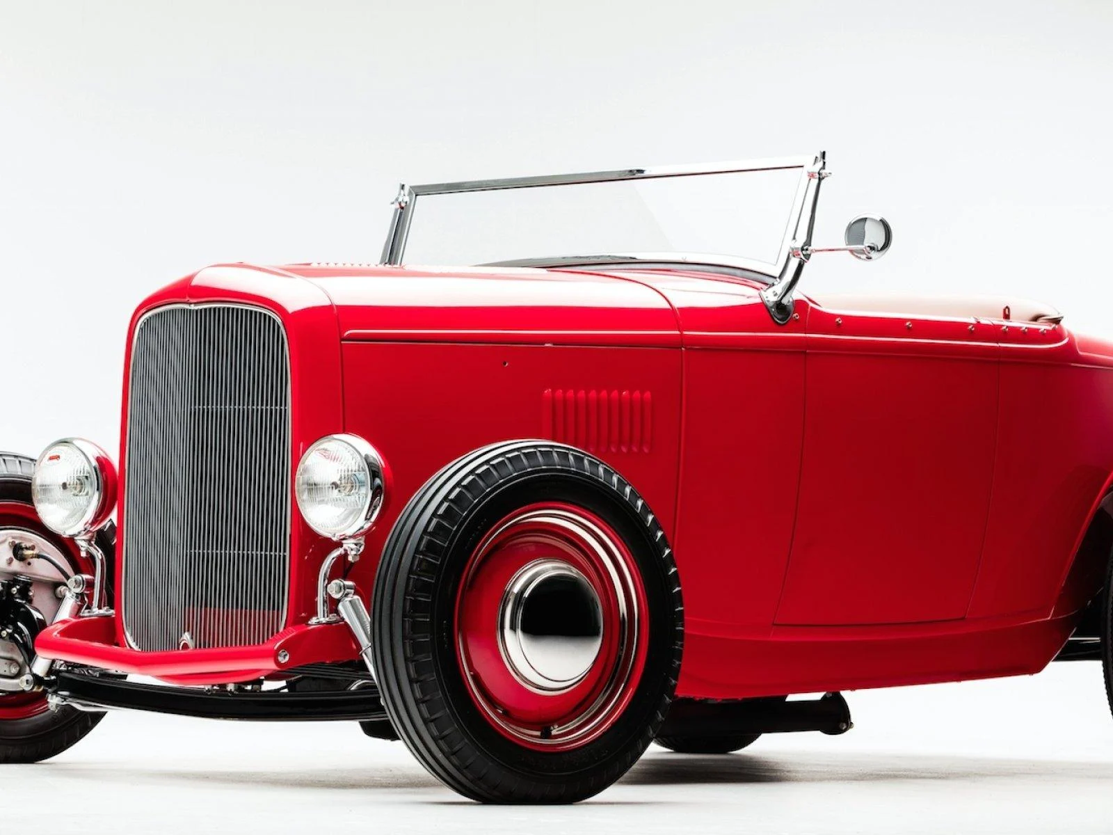 2 - 1932 Ford Model 18