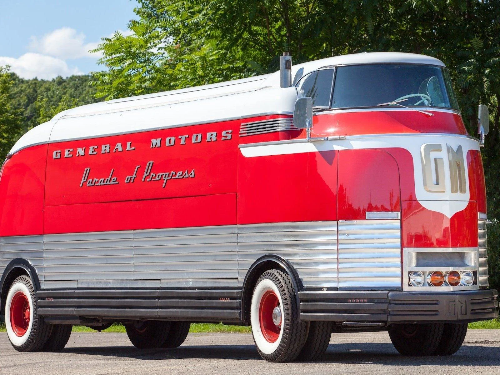 2 - 1940 GM Futurliner