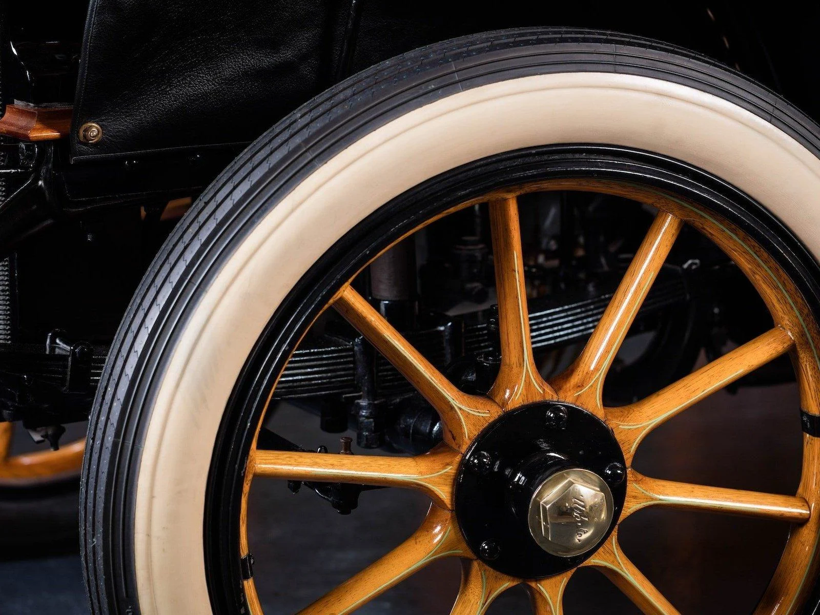 6 - 1909 White Model M Steam Car