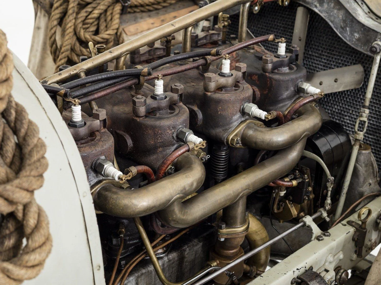 8 - 1907 Thomas Flyer 4-60