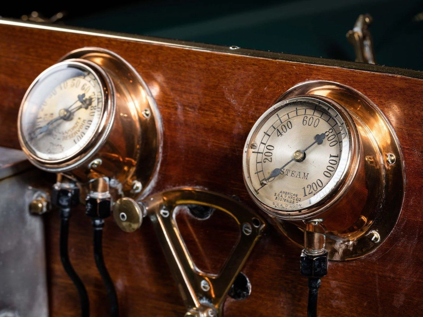 8 - 1909 White Model M Steam Car