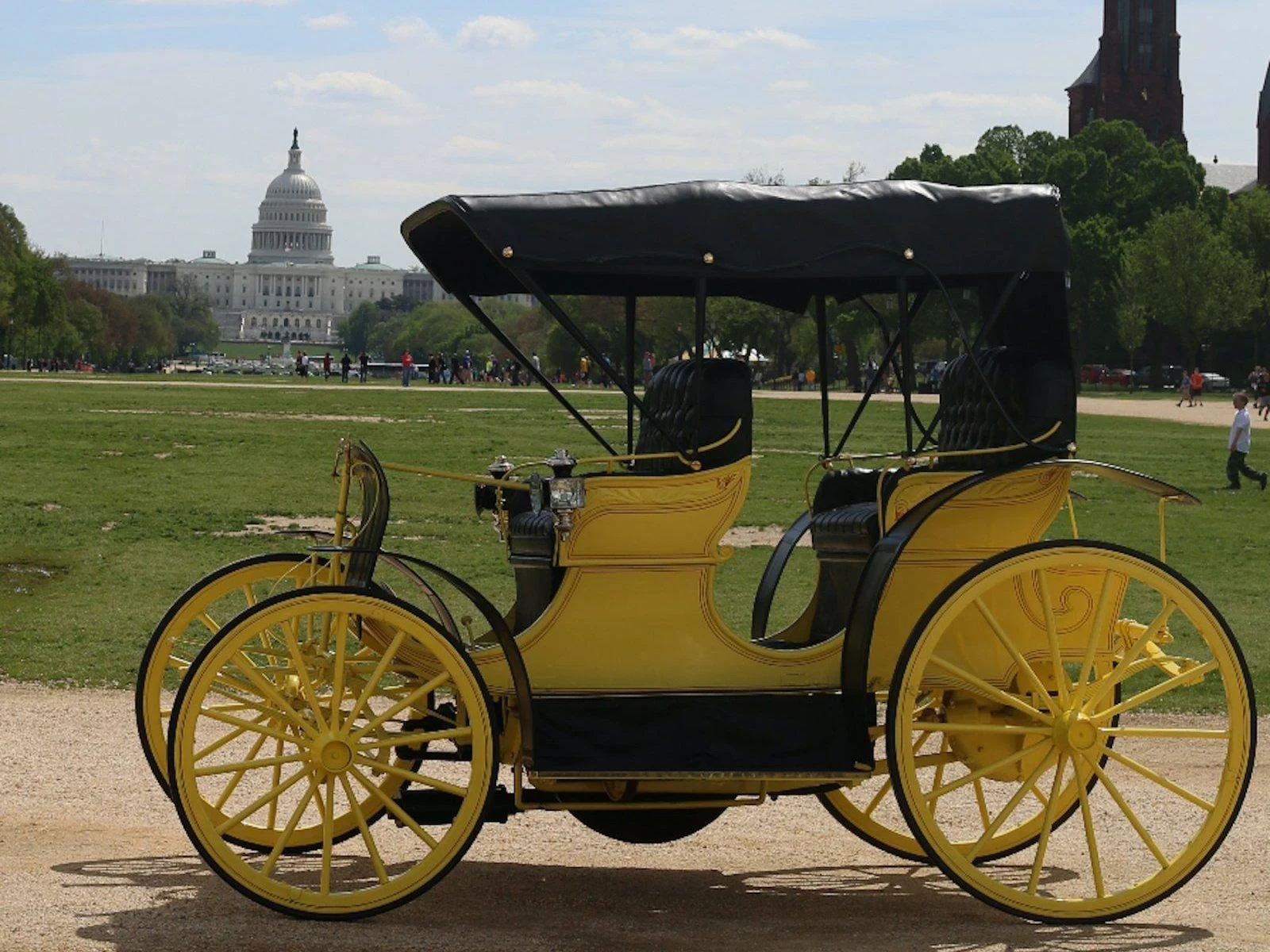 9 - 1896 Benton-Harbor Motor Carriage