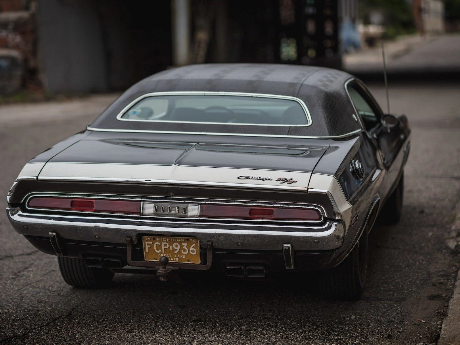  1970 Dodge Challenger - 8