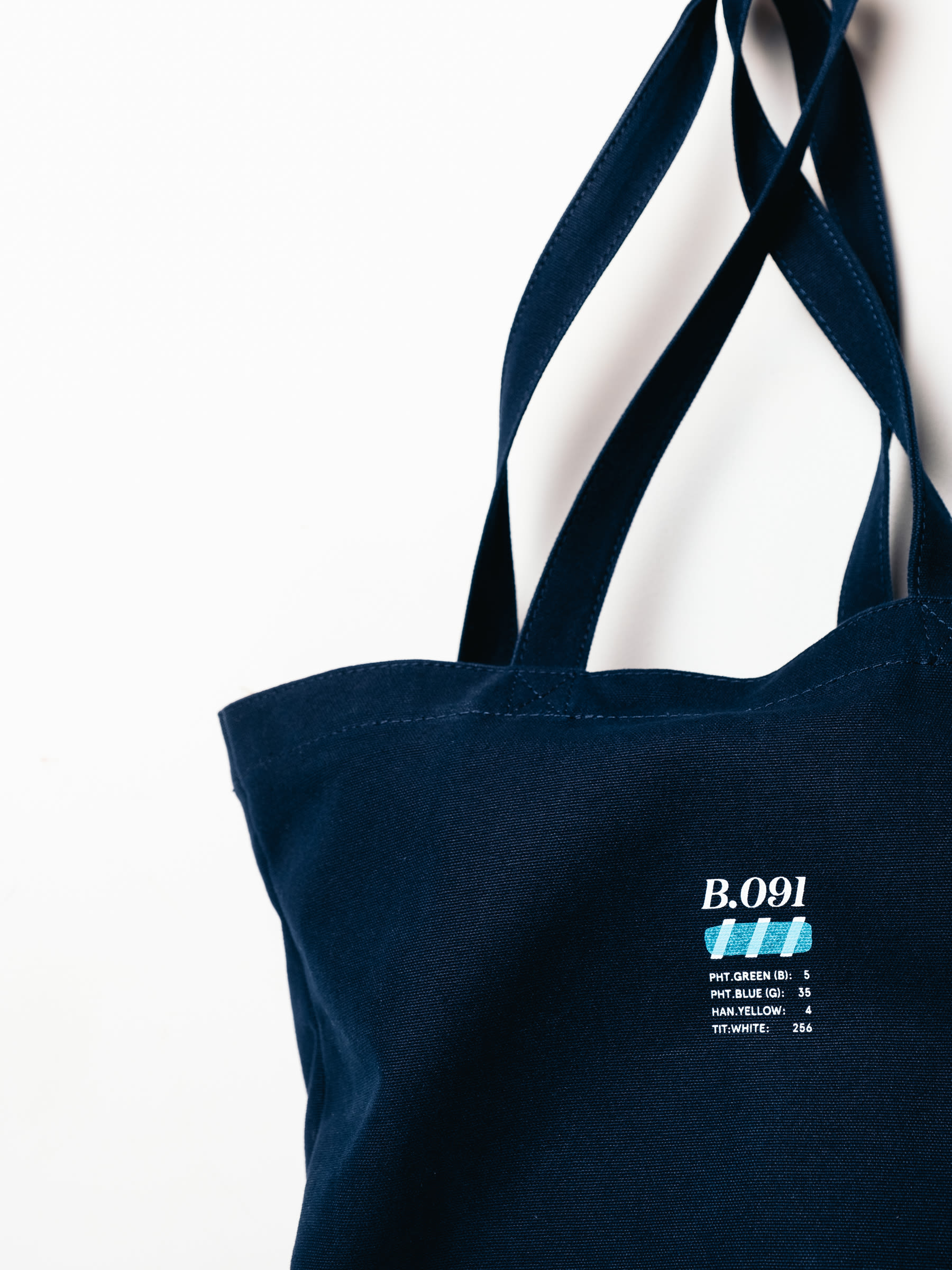 hc-tote-blue-detail02