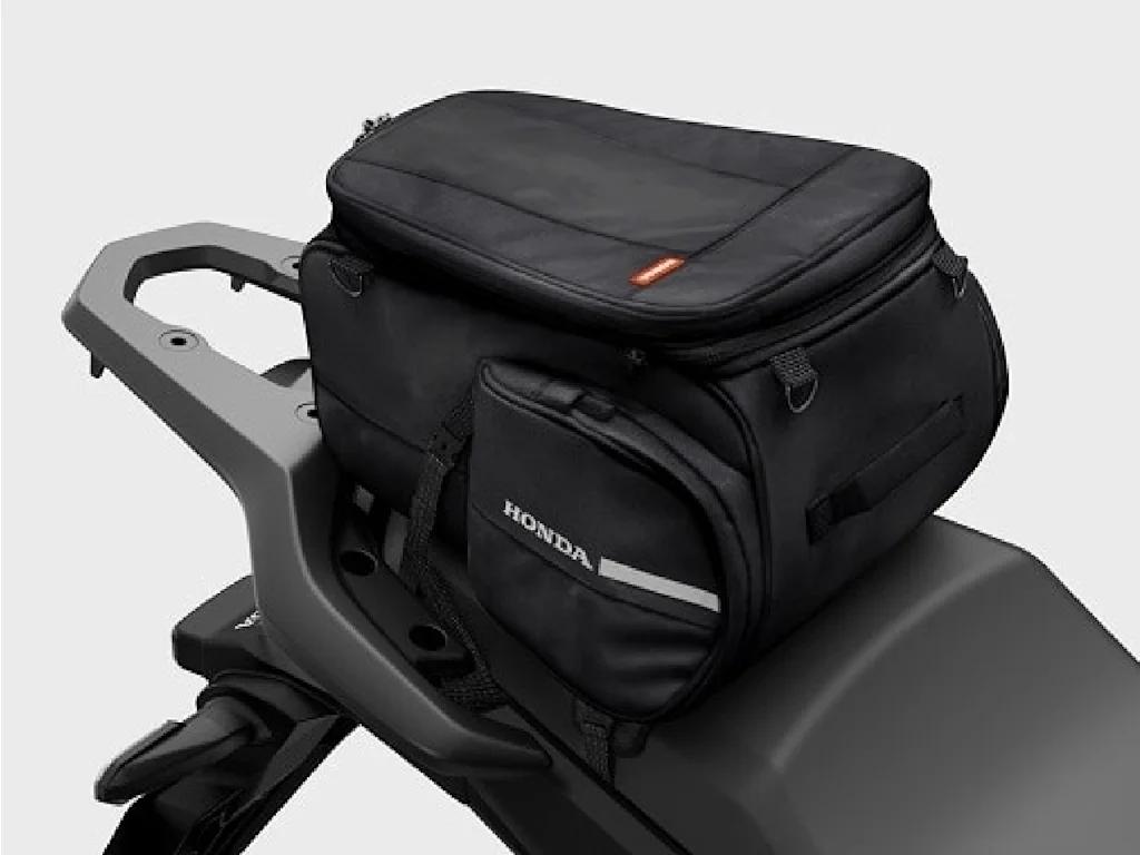 REAR SEAT BAG