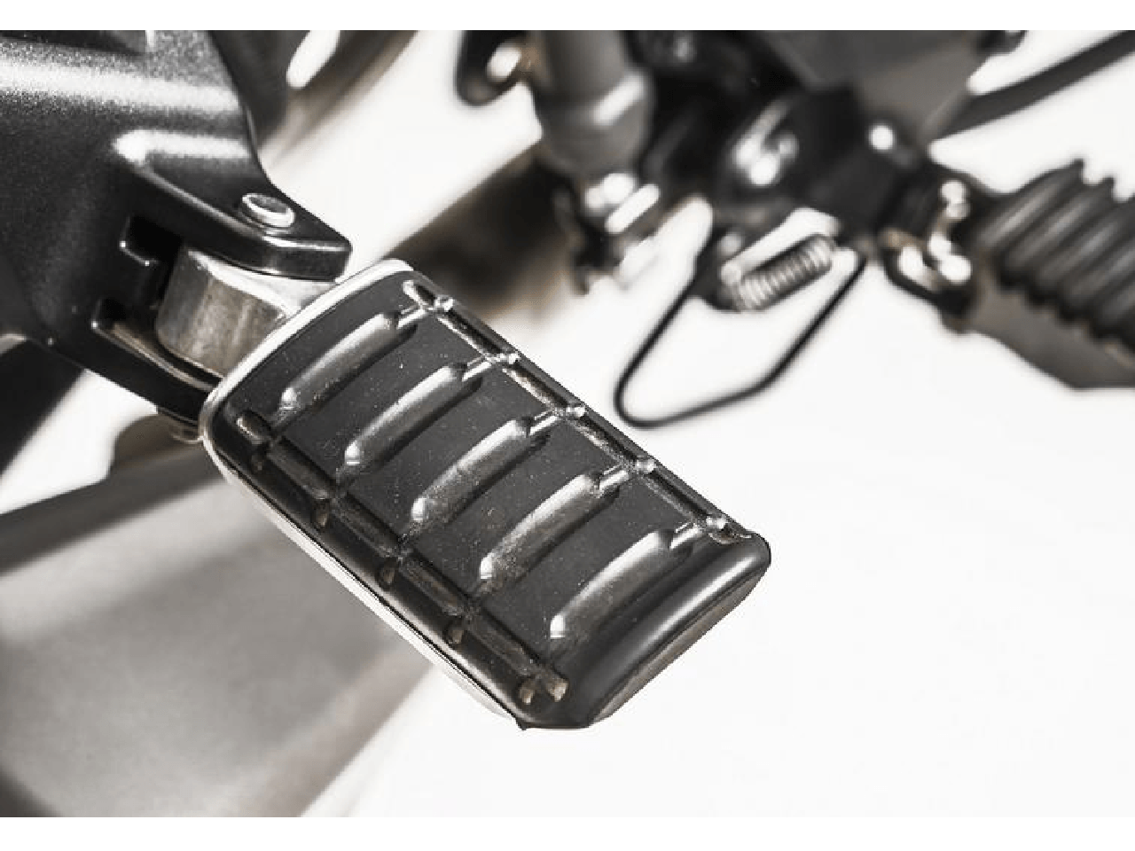 COMFORTABLE PILLION STEP - Variant Image