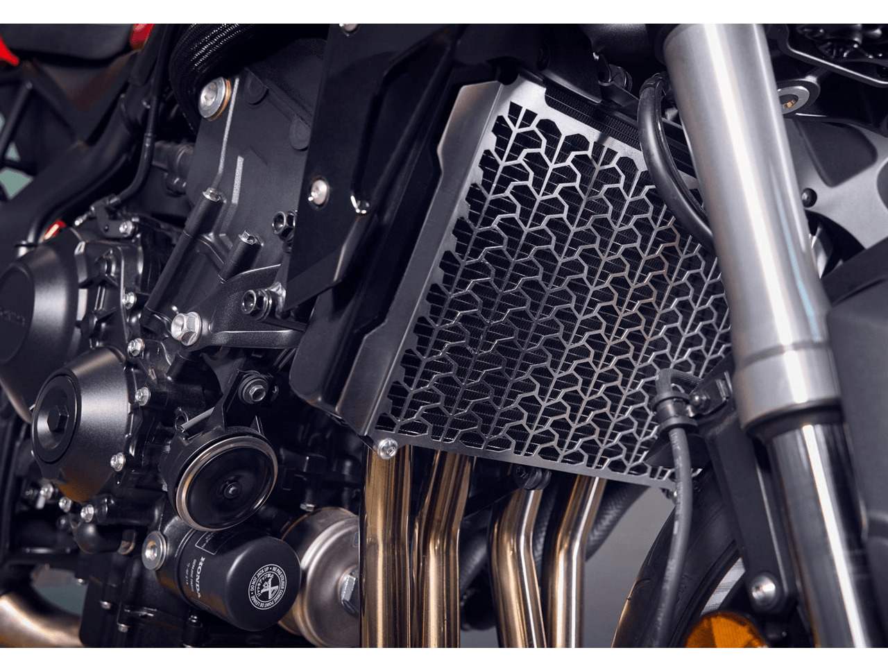 KIT,RADIATOR GRILL (CB1000 Hornet) - Variant Image