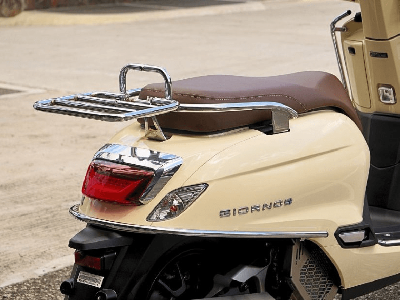 PIPE SIDE BODY COVER (CHROME)