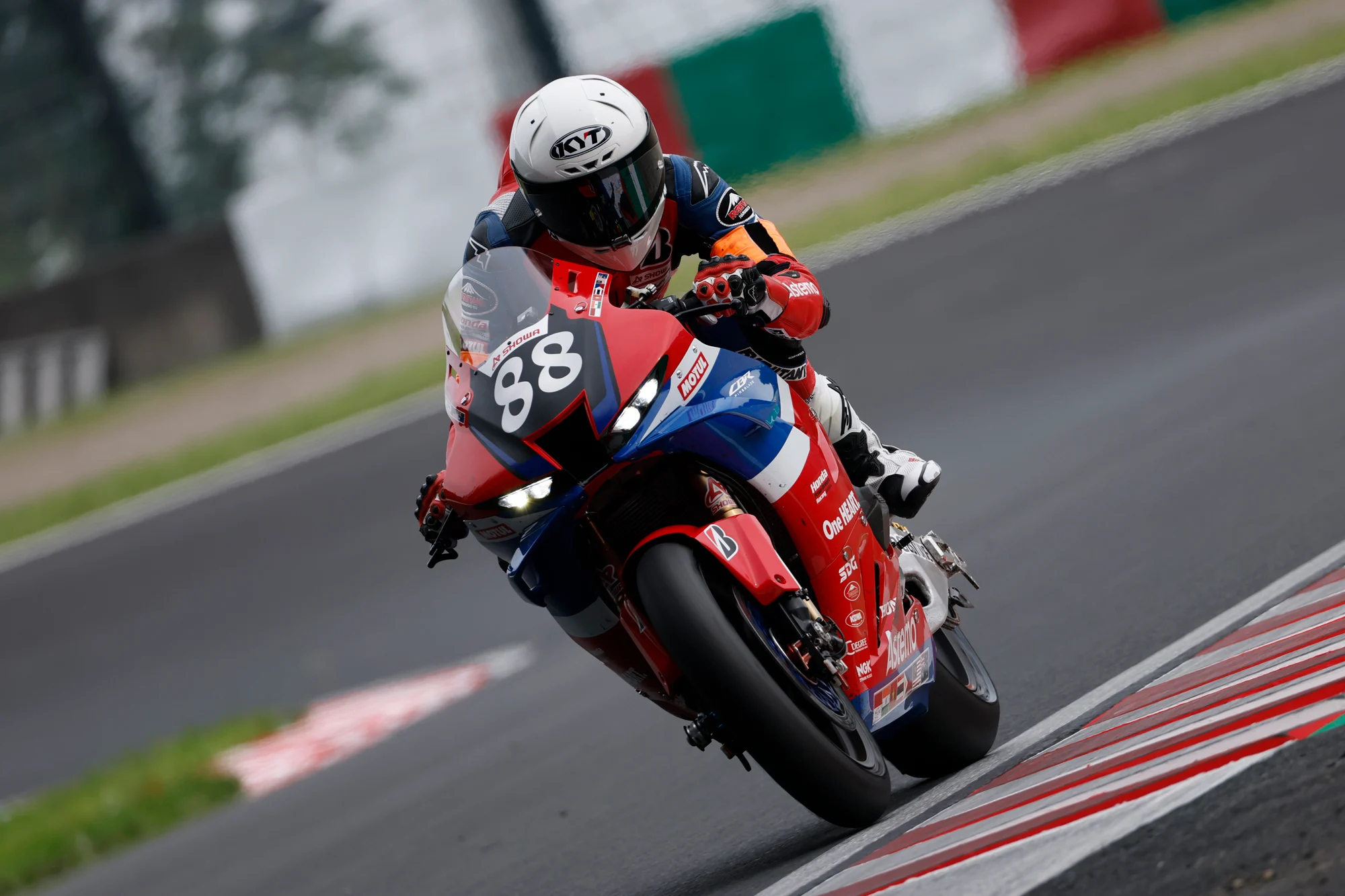 Suzuka 8
