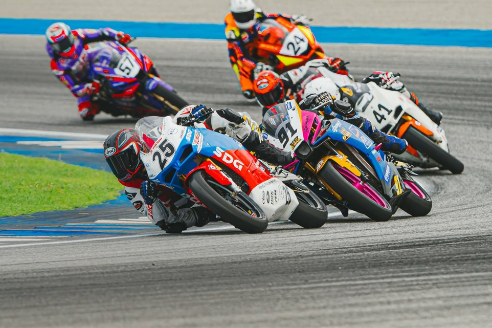 Carlsen Solis Battles Through ARRC Round 2 at Chang International Circuit with SDG HARC-PRO Honda Philippines Inc. Racing Team