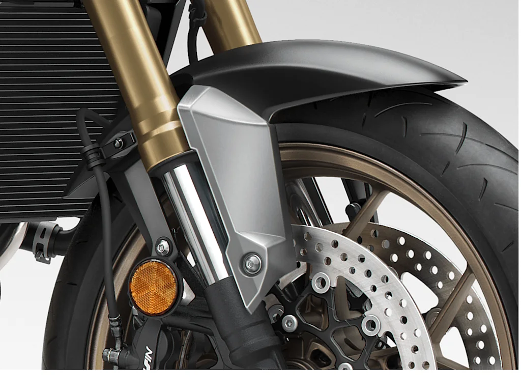 FRONT FENDER PANEL