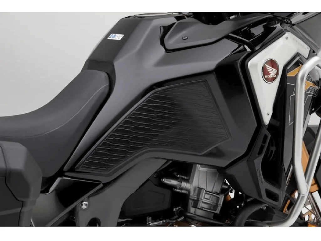 CRF11000 SIDE TANK PAD