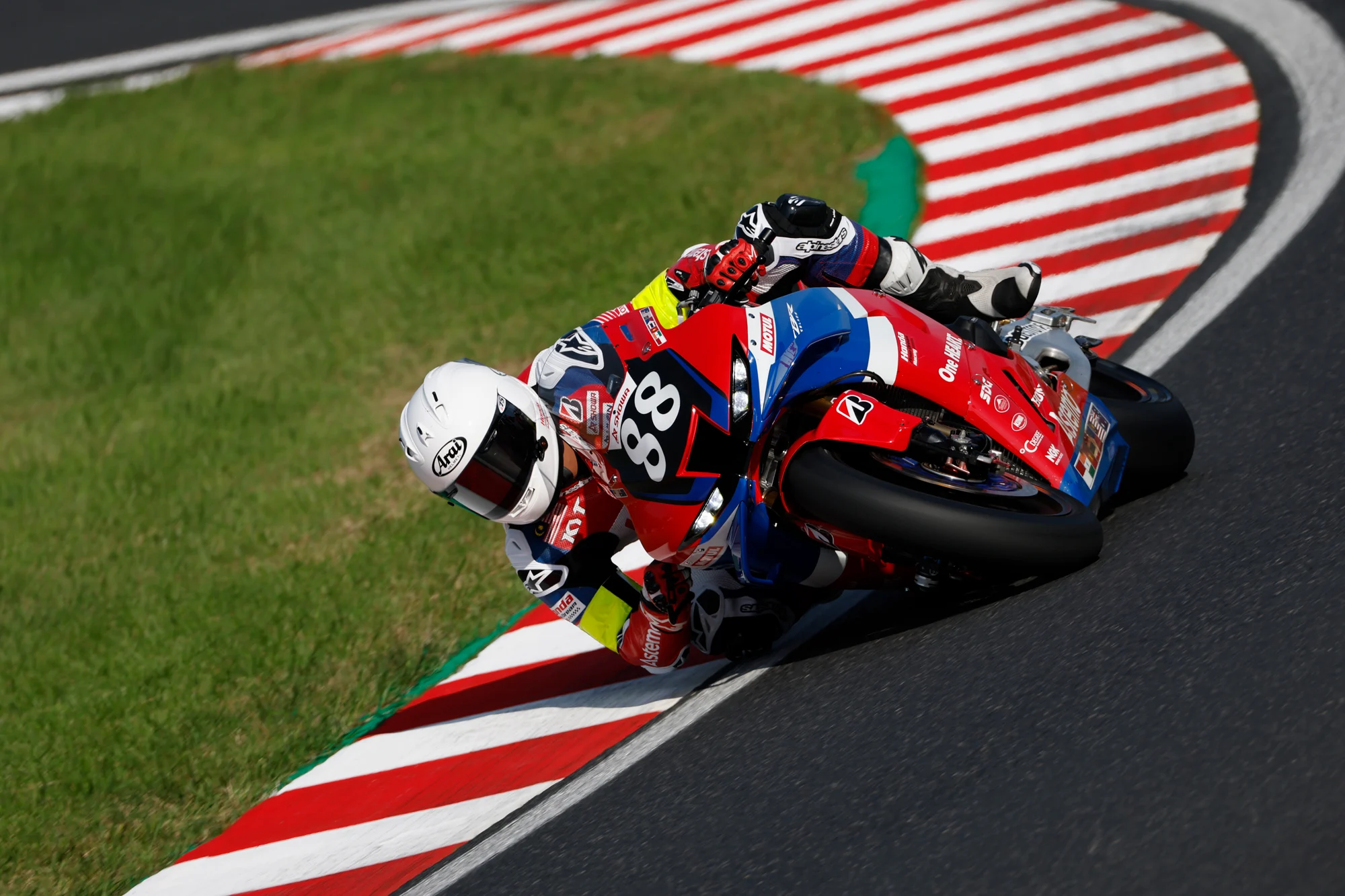 Suzuka 4