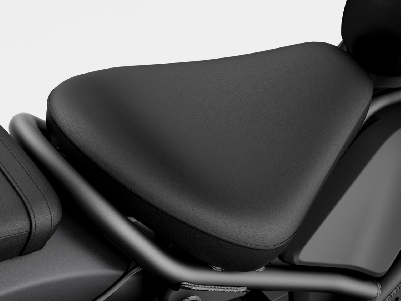 MAIN SEAT BLACK - Variant Image