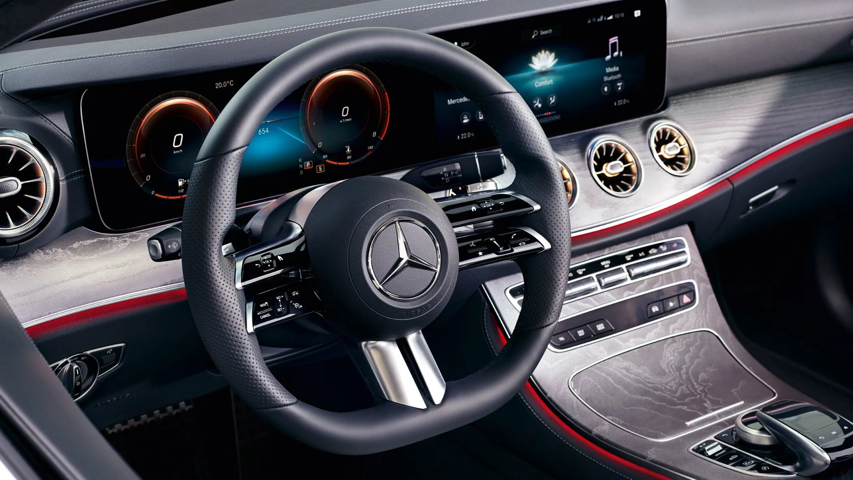 Mercedes: E Cabrio Interieur Lenkrad