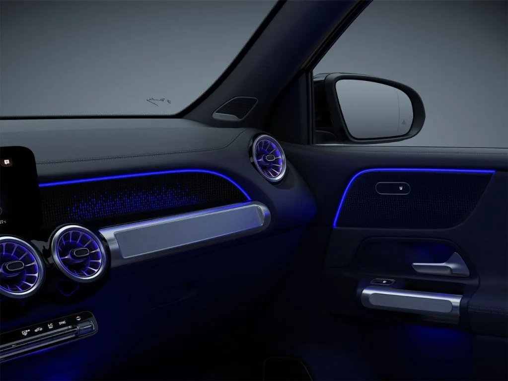 Mercedes: EQB Interieur Beleuchtung