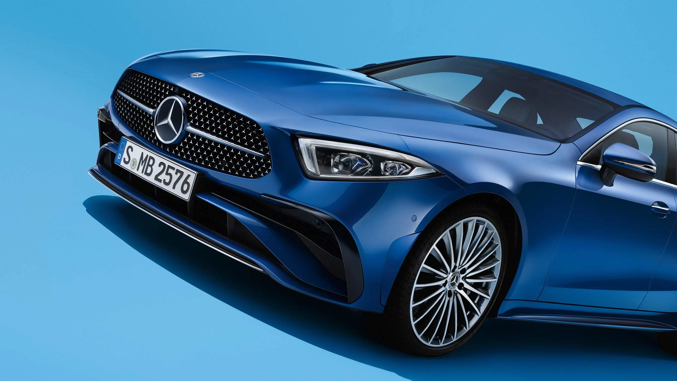 Mercedes-CLS-Coupe-Verbrenner-Exterieur-Front