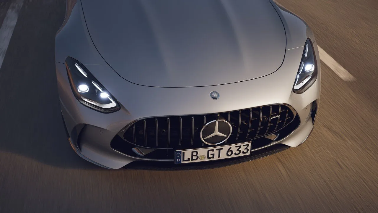 Mercedes: AMG GT Coupé Exterieur Front
