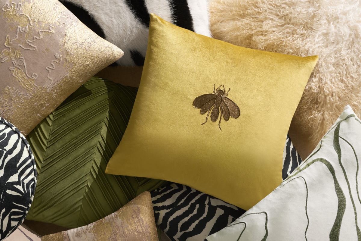 Wren Metallic Woven Pillow 20