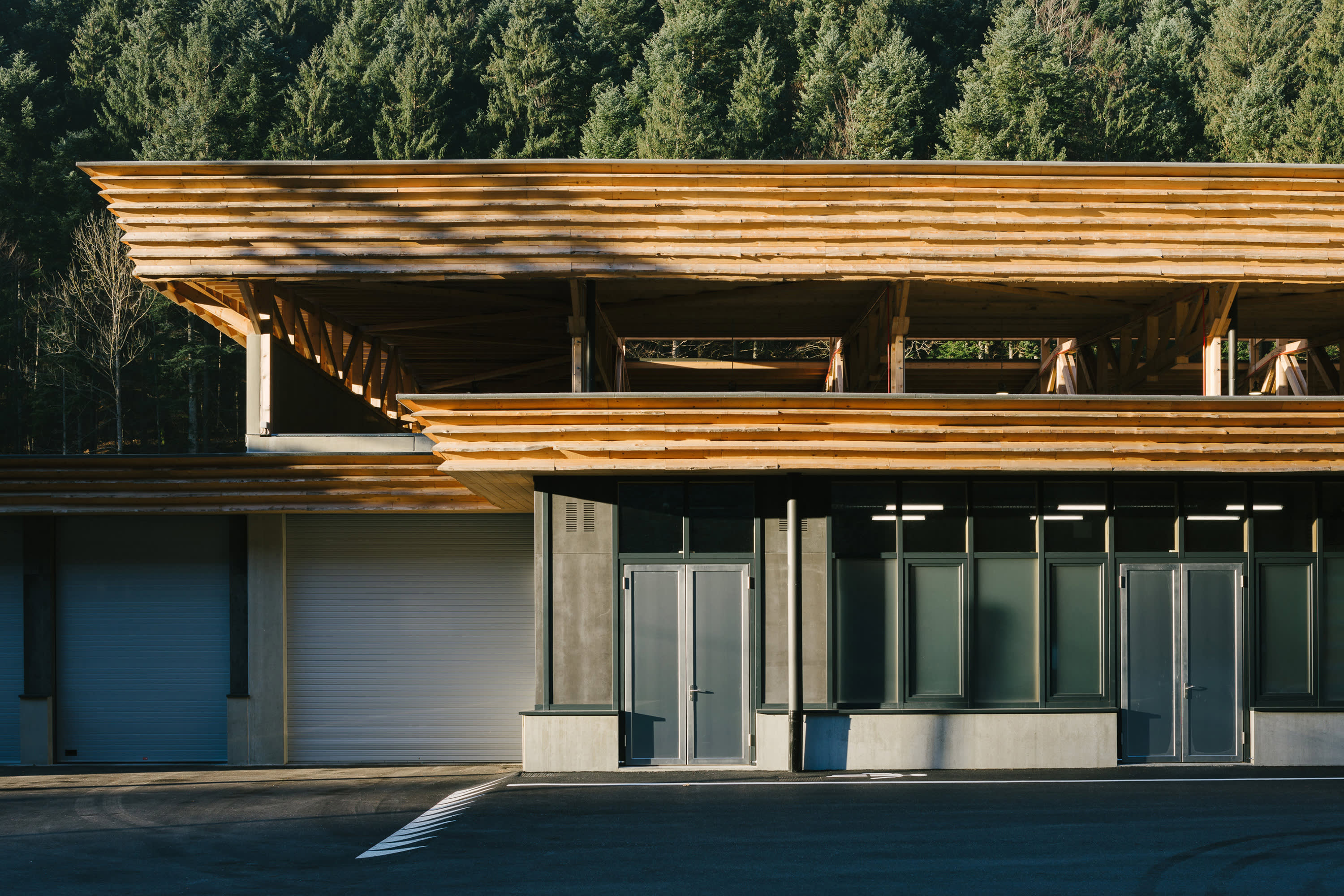 Façade avant du quai de transfert de Villard de Lans 