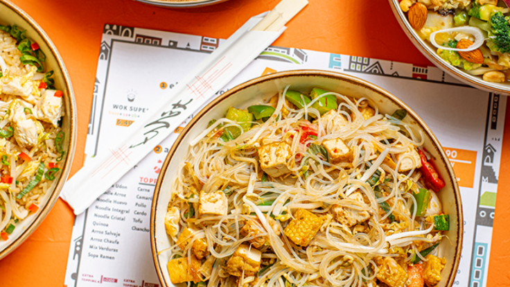 Hasta 40% dcto en Restaurante Take a Wok