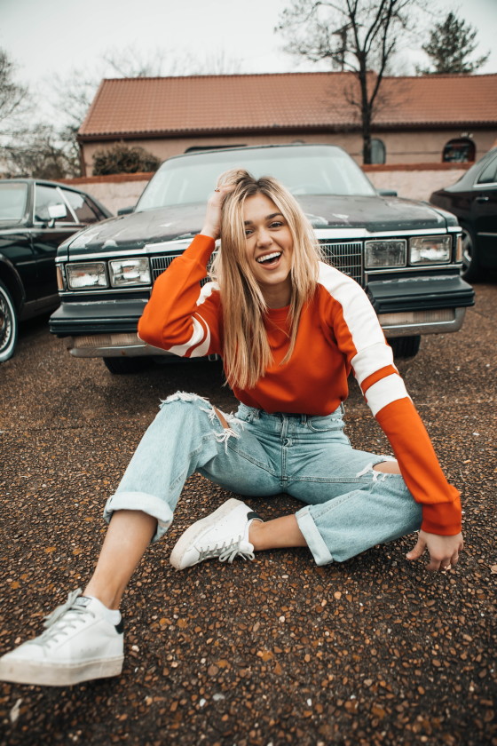 Sadie Robertson Huff Book Read Bio And Contact Agent United Talent 
