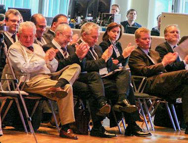 Un reportaj din martie 2009: prima interacțiune, în Bonn, cu germanii de la Deutsche Telekom, alături de șefii OTE, Romtelecom și Cosmote