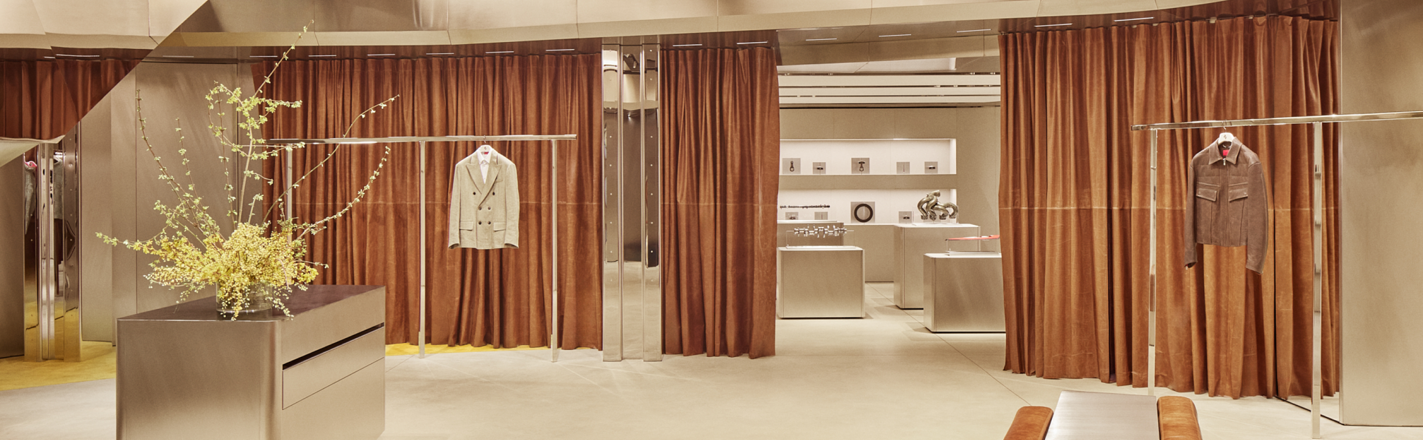 FERRARI FLAGSHIP STORE LONDON