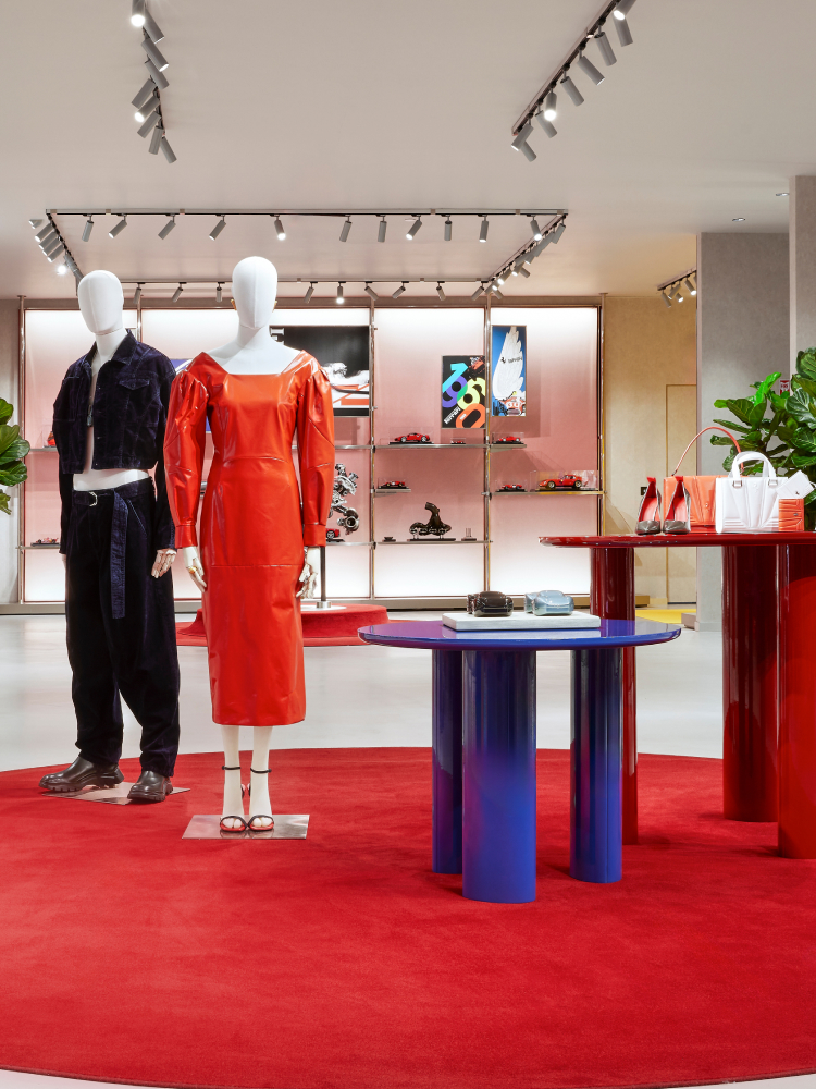 FERRARI STORE AMERICAN DREAM