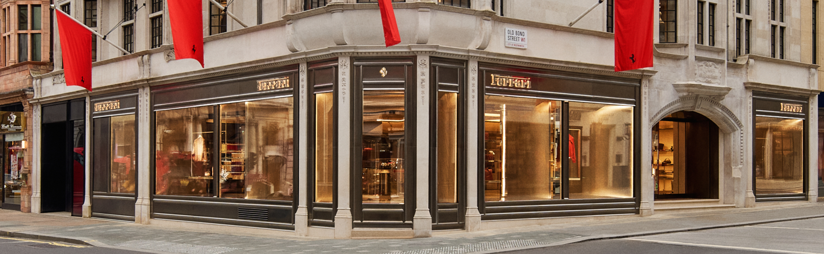 FERRARI FLAGSHIP STORE LONDON