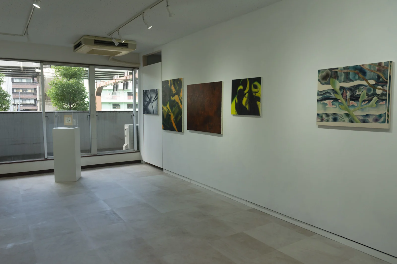 Chiasme-installation-view-01