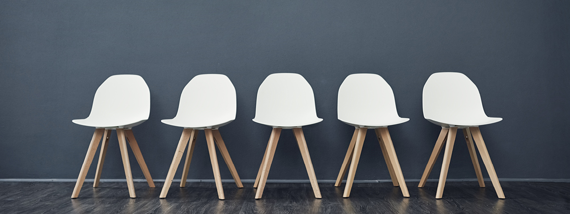 global-hiring-freeze-article-header