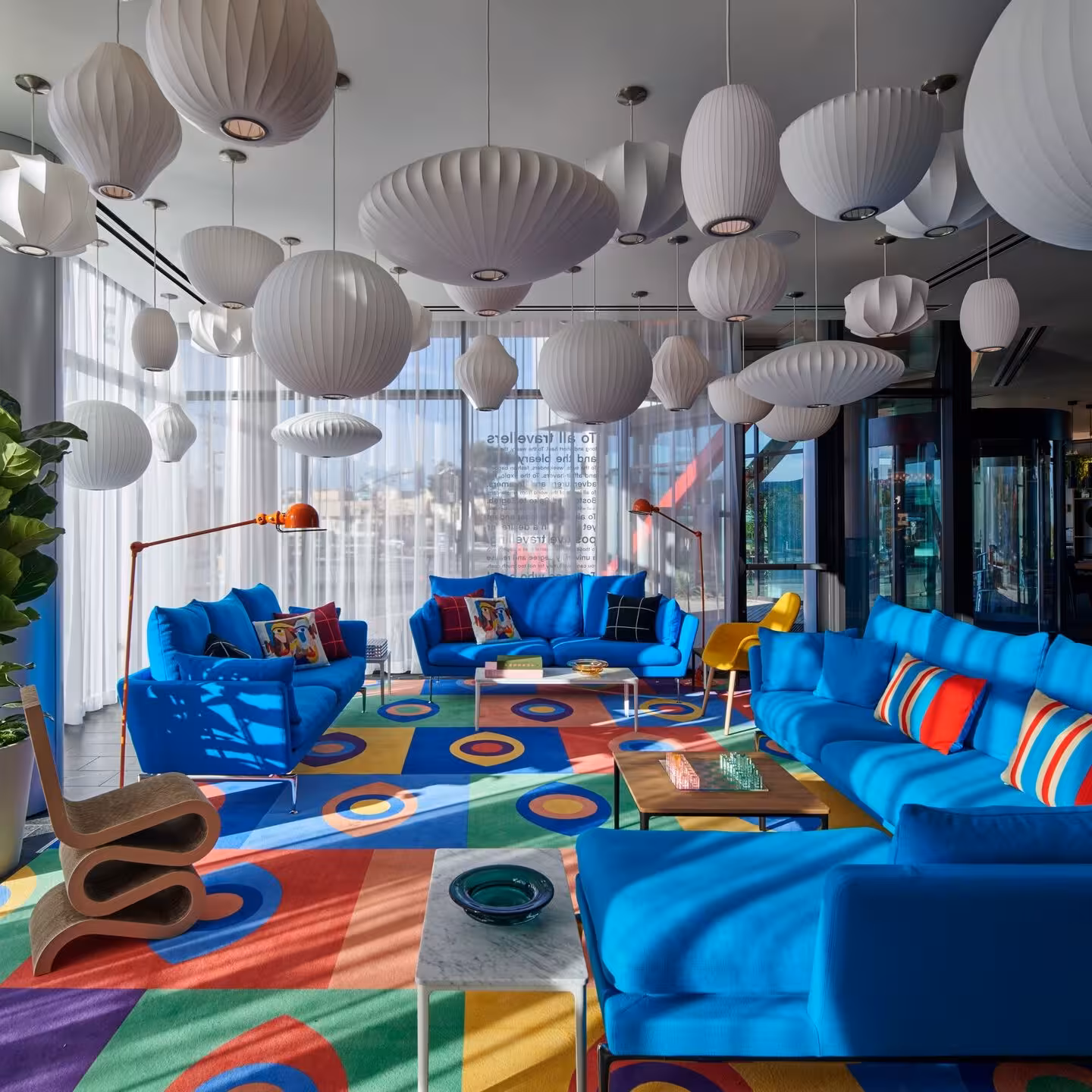 citizenM hotel Menlo Park living room with blue couches