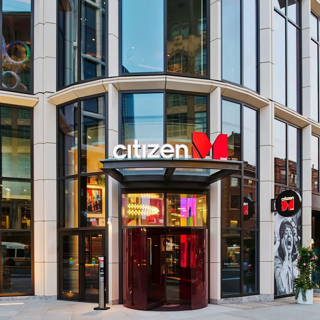 Boston Back Bay- BBB - entrance