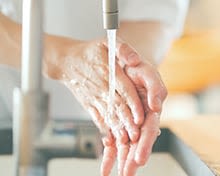 手洗いをするたび、ハンドクリームが落ちてしまう…