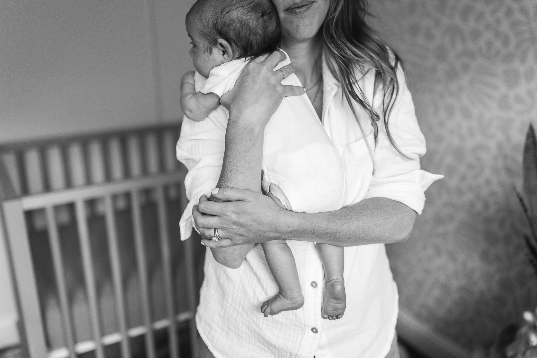 mountain-view-in-home-lifestyle-newborn-session-37