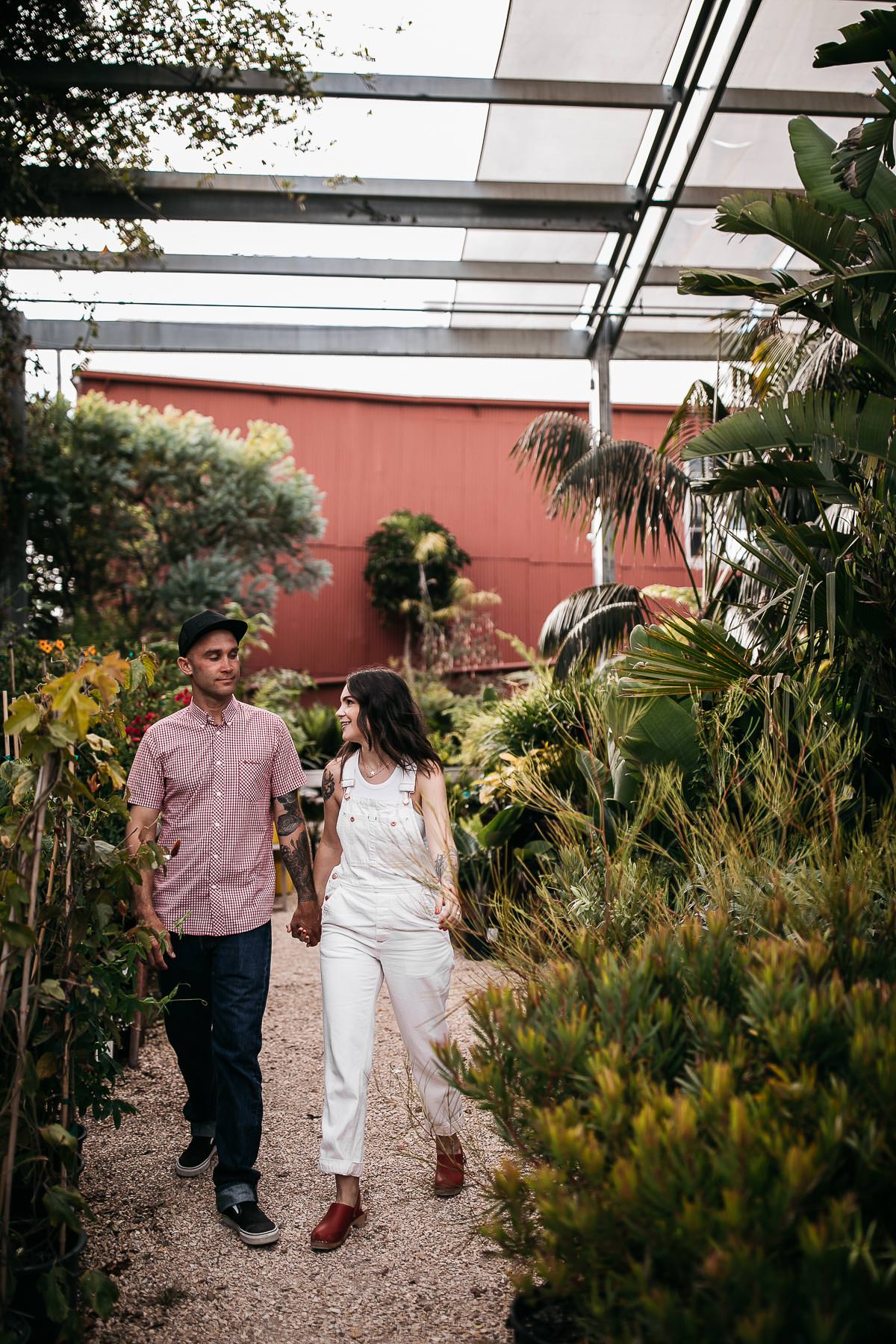 san-francisco-flora-grubb-gardens-engagement-city-foggy-session-36