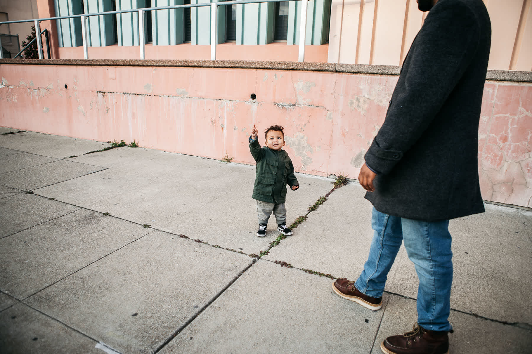 downtown+oakland+family+session+urban-industrial-session-15
