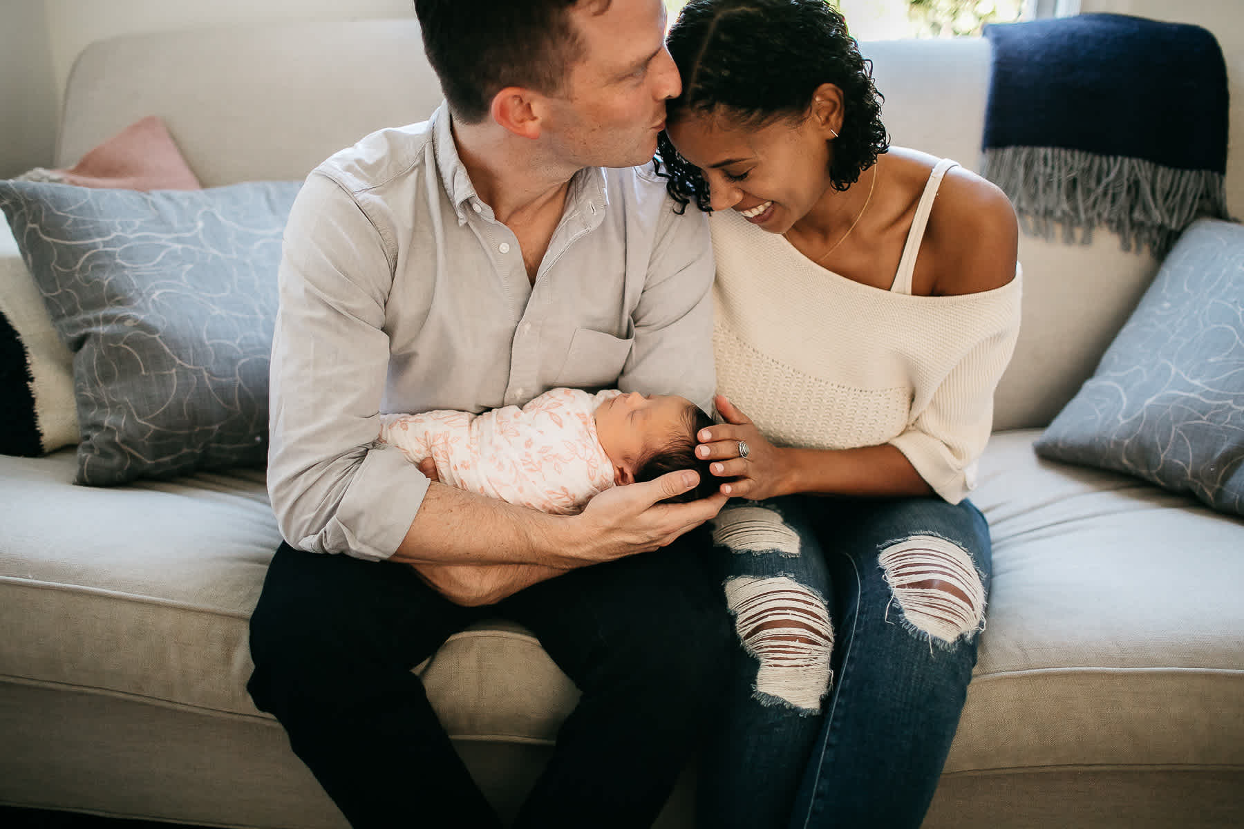 san-francisco-in-home-lifestyle-newborn-session-17