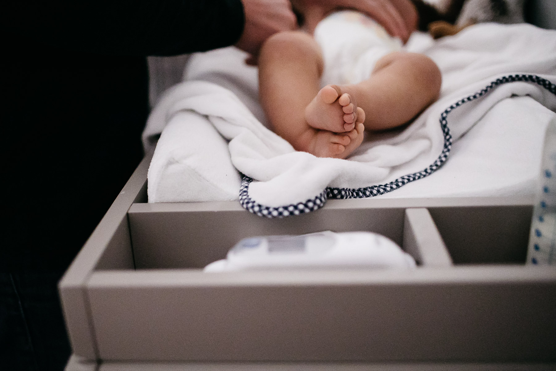 san-francisco-gloomy-spring-one-year-old-lifestyle-family-session-77