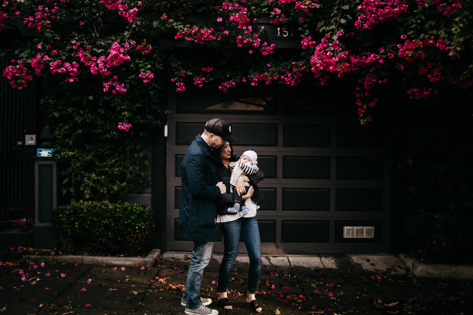 san-francisco-in-home-lifestyle-family-session-rainy-neighborhood-32