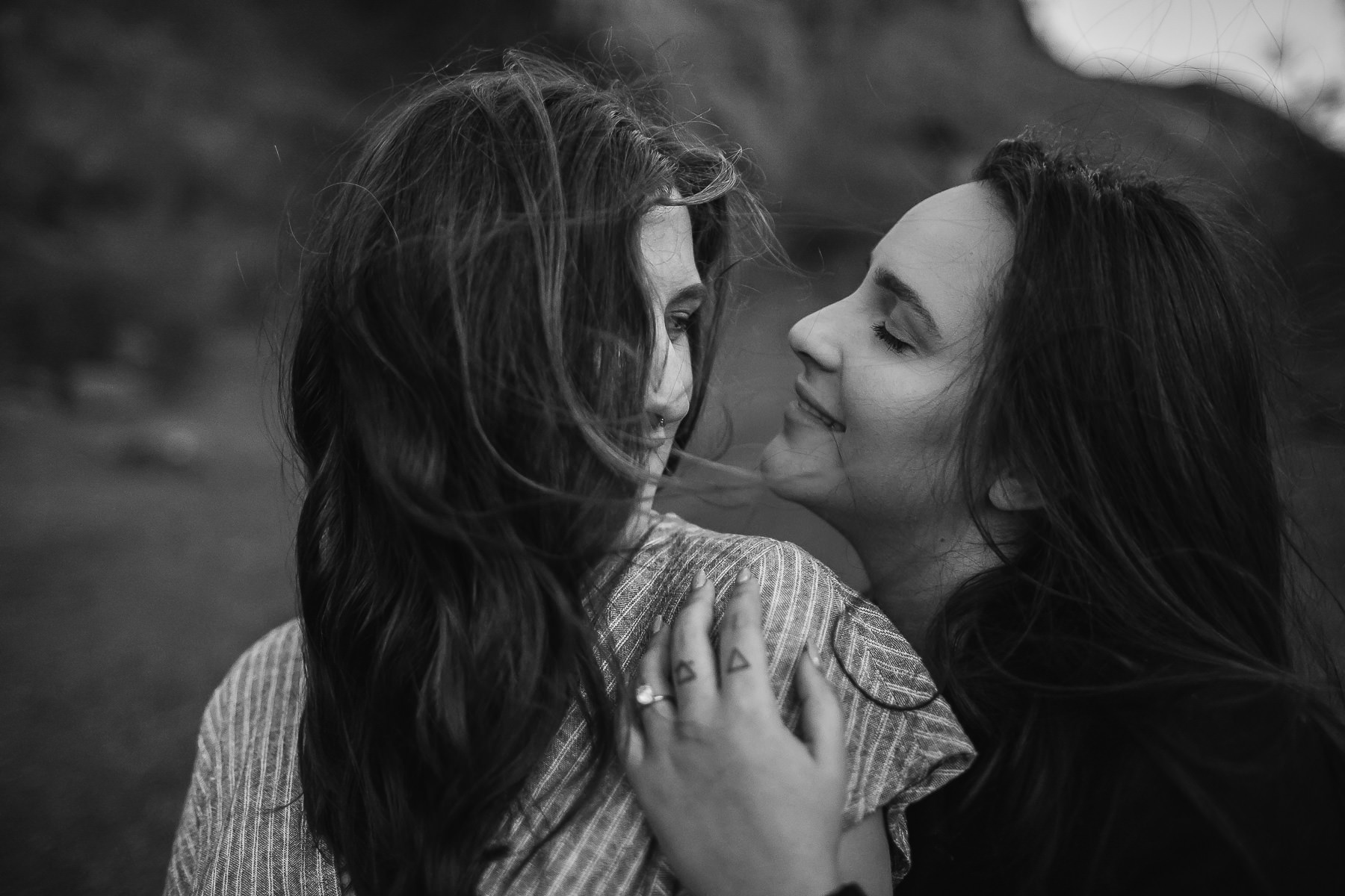 oakland-hills-sunset-engagement-golden-light-session-31