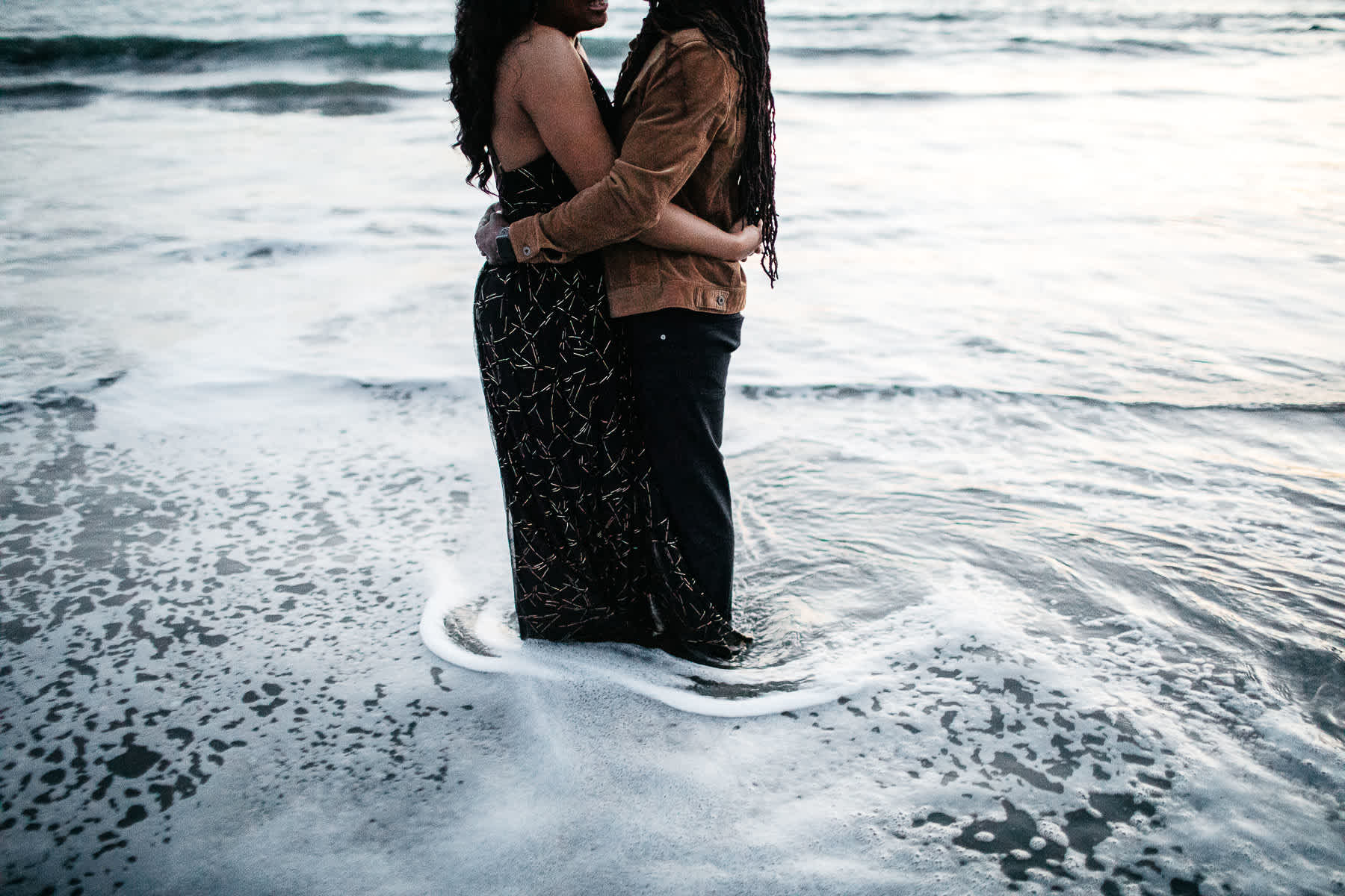 muir-beach-ca-spring-lifestyle-engagement-session-56