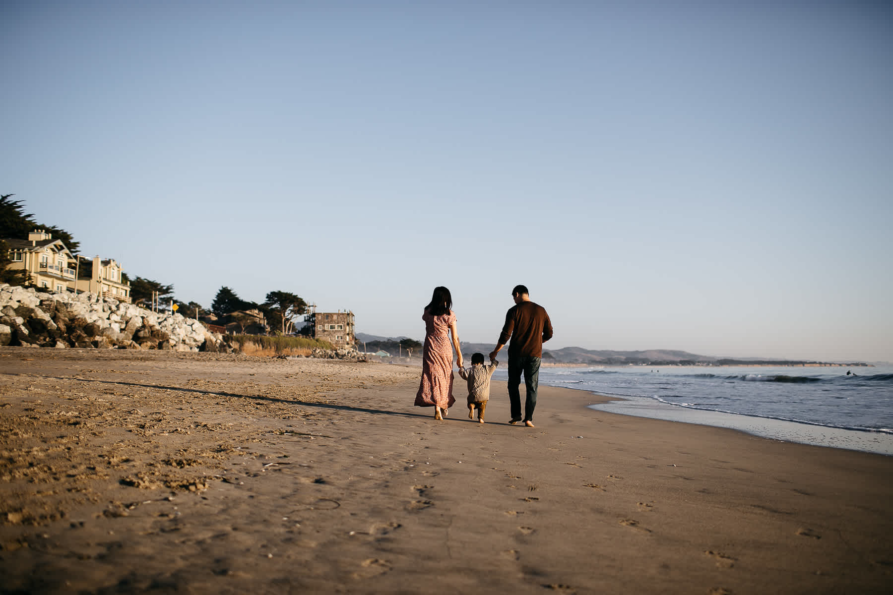 Half-moon-bay-beachy-sunset-lifestyle-family-session-22