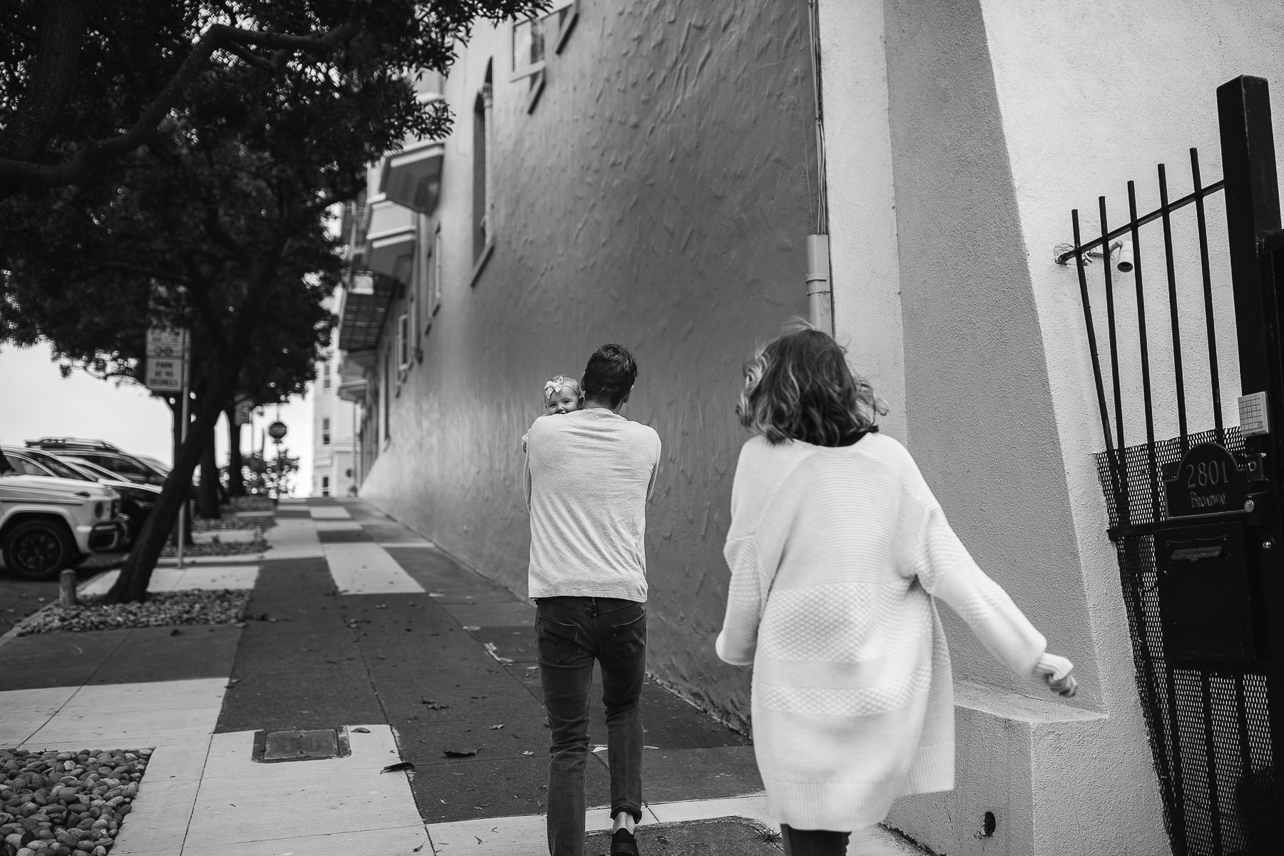 presidio-urban-family-baker-beach-cloudy-session-21