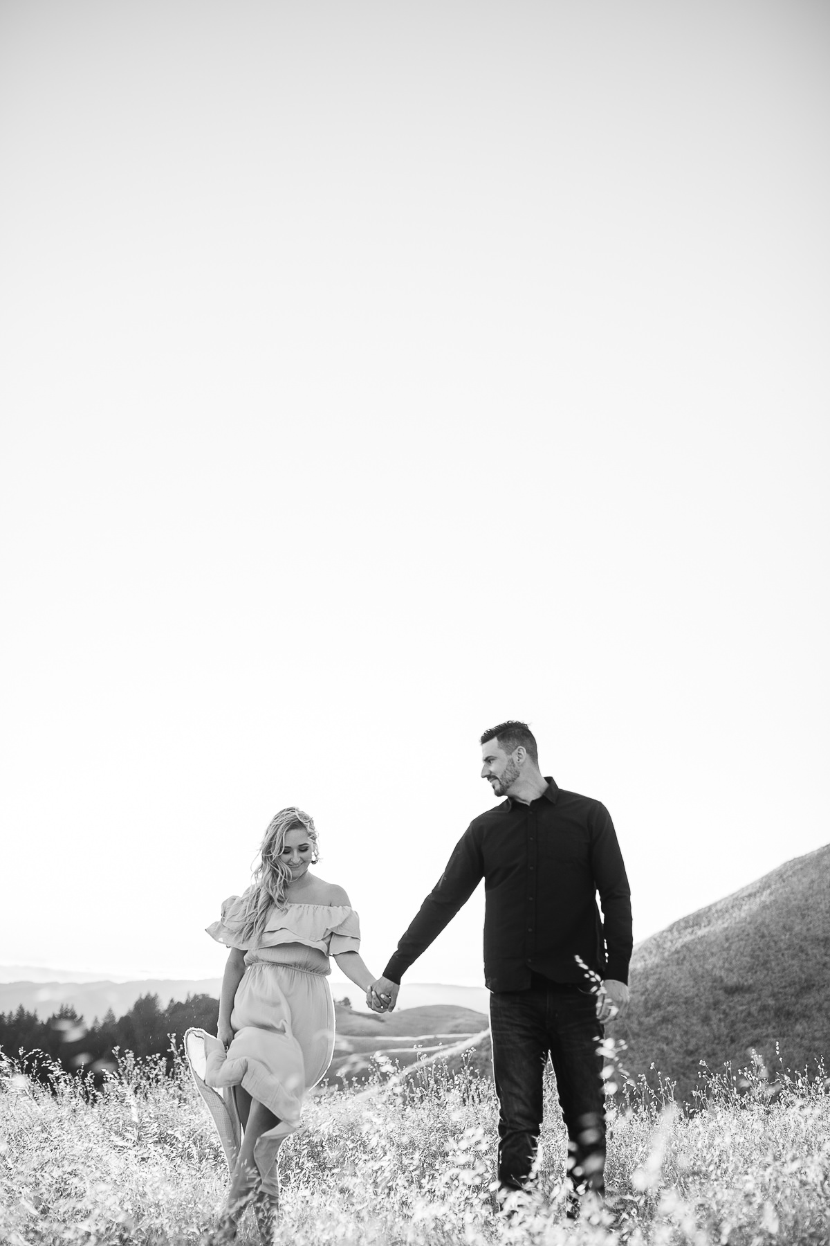mt-tam-golden-hills-sunset-engagement-session-32
