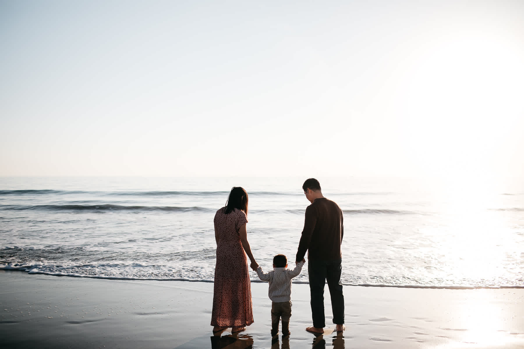 Half-moon-bay-beachy-sunset-lifestyle-family-session-8