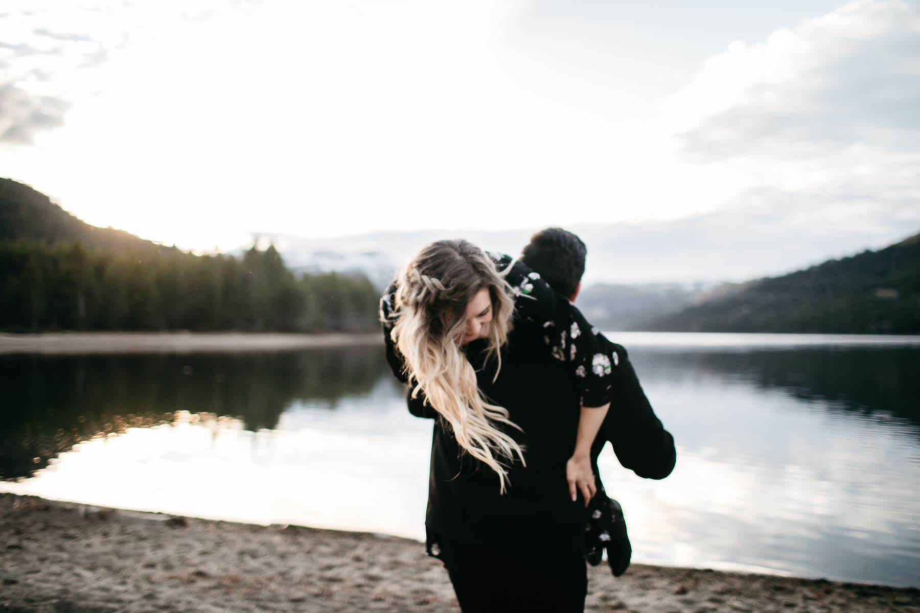 donner-lake-tahoe-national-forest-fall-engagement-session-29