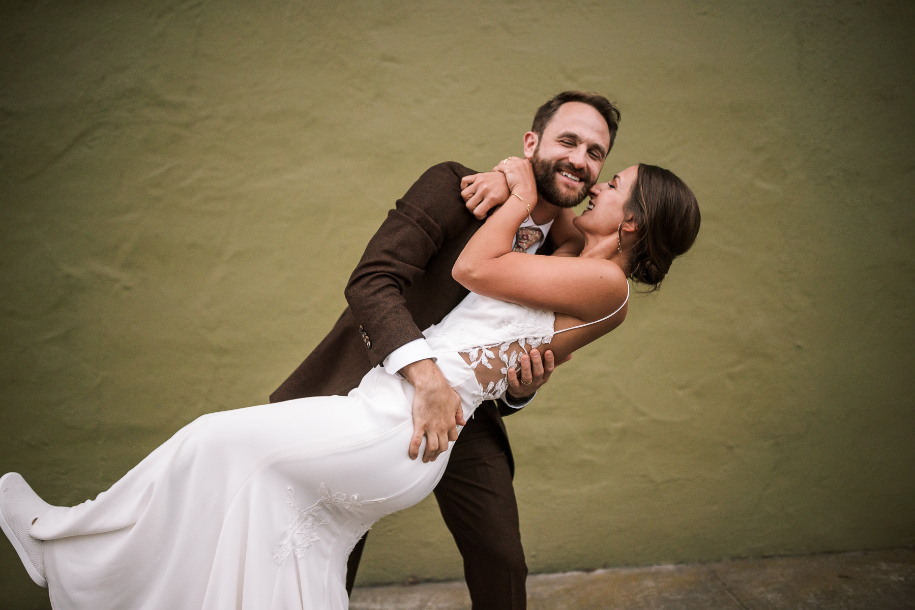 san-francisco-presidio-urban-wedding-trolley-ride-184