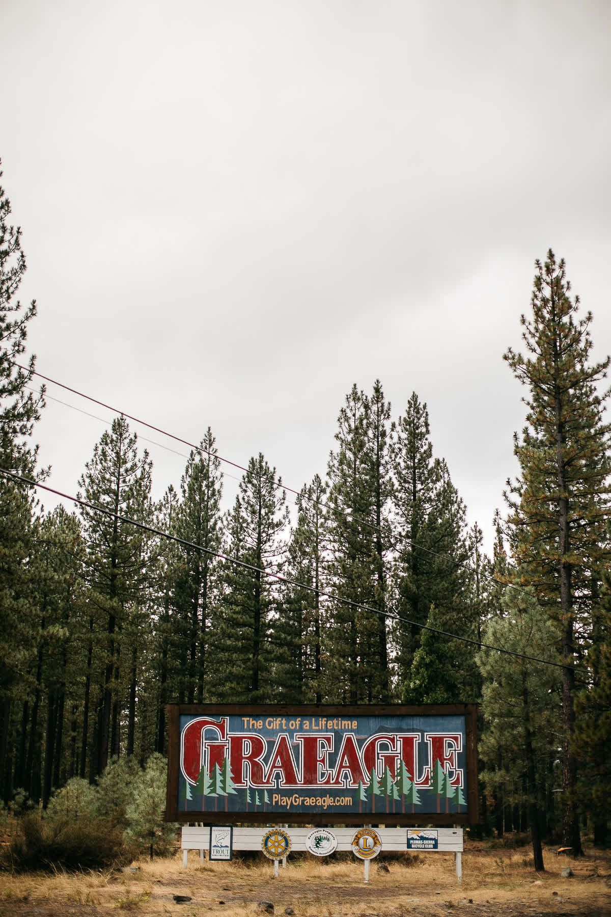 twenty-mile-house-fall-rainy-wedding-2